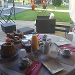 Bed & Breakfast Clos Des Morillons