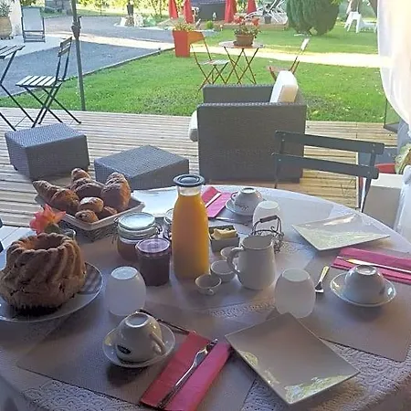 Bed & Breakfast Clos Des Morillons 3*