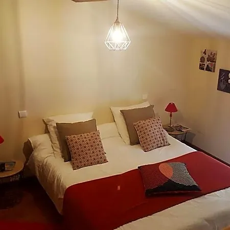 Clos Des Morillons Bed & Breakfast 3*